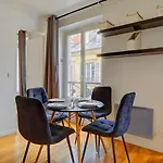 Bluestay 237 - Superbe Appartement A Paris